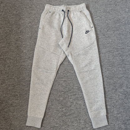 Nike Sportswear Tech Fleece Slim-Fit Joggers