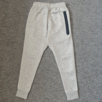 Nike Sportswear Tech Fleece Slim-Fit Joggers