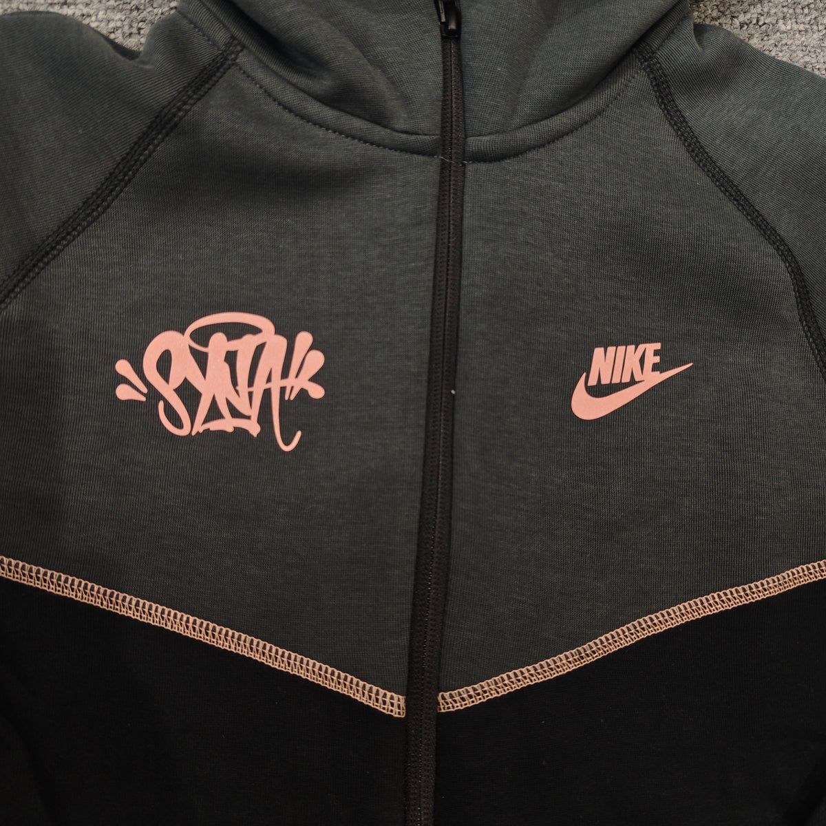 Nike Sportswear x Central Cee "Syna World" Tech Fleece Tracksuit