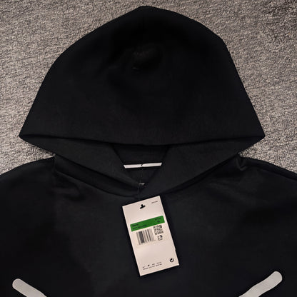 Nike Tech Men's Pullover Hoodie with Reflective Design Accents