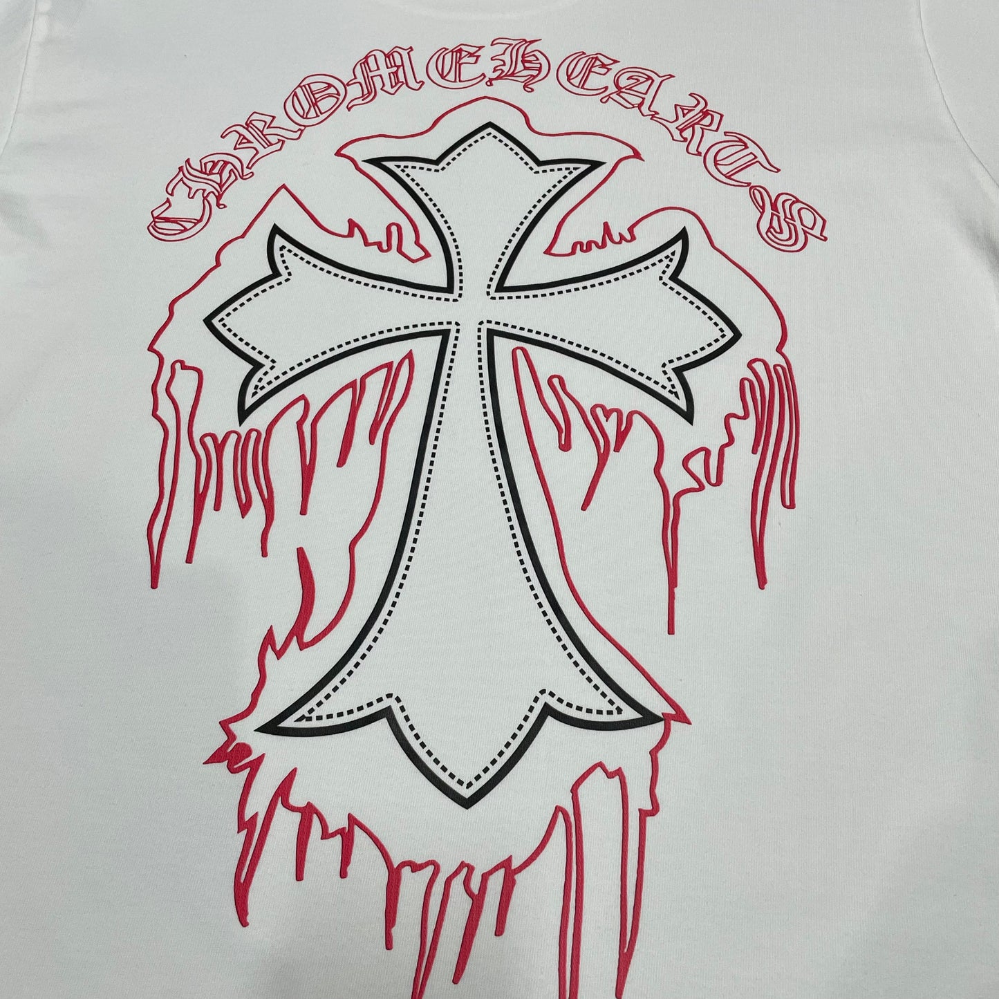 Chrome Hearts dripping cross back graphic print close up detail
Detailed streetwear graphic printing quality on dripping cross t-shirt