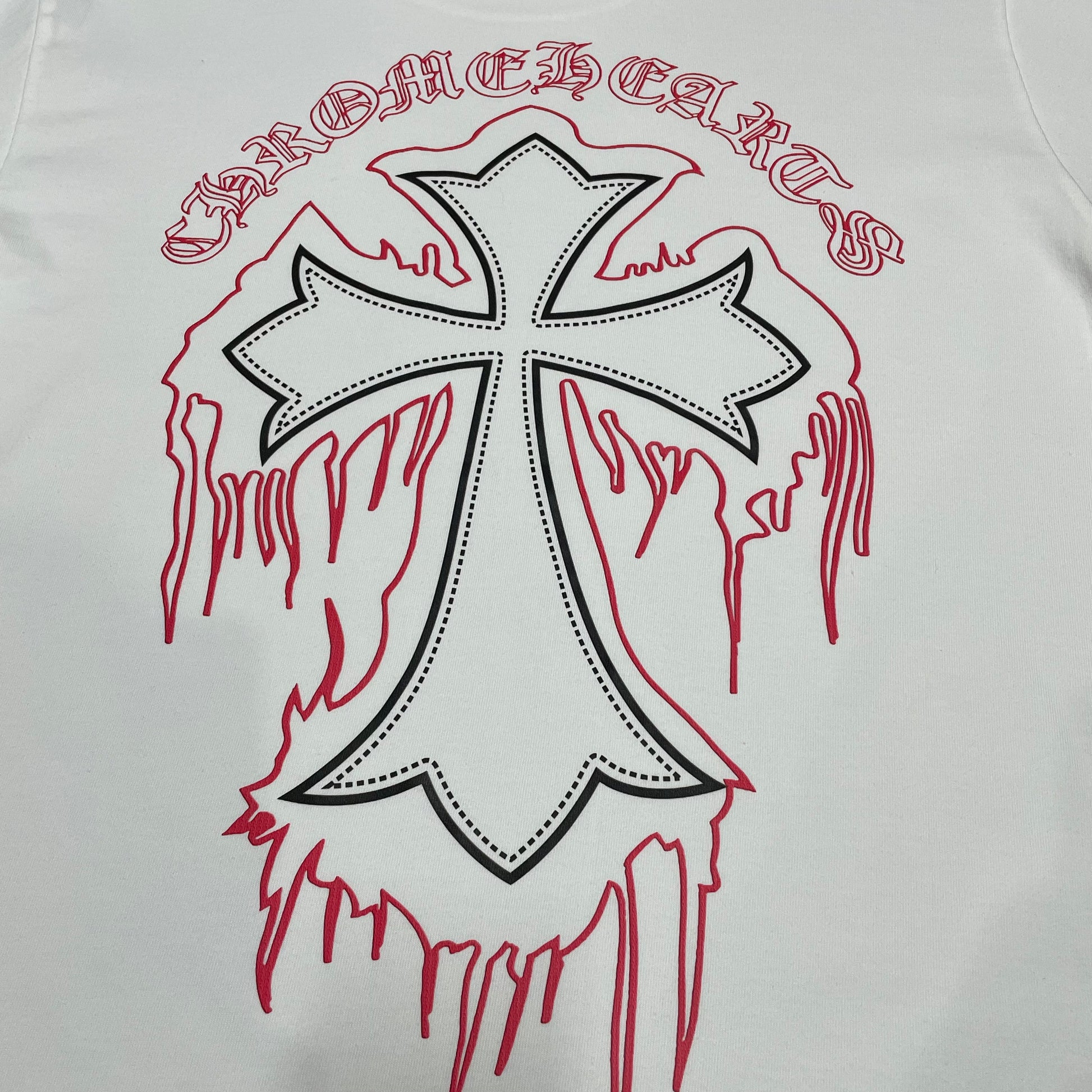 Chrome Hearts dripping cross back graphic print close up detail
Detailed streetwear graphic printing quality on dripping cross t-shirt