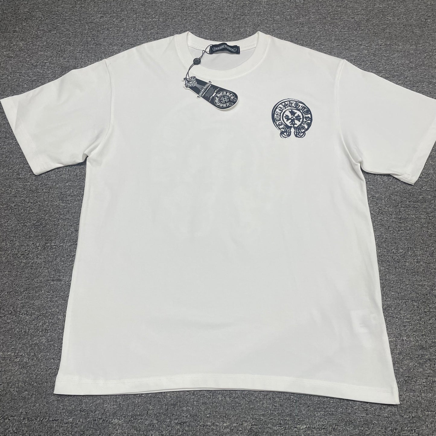 Chrome Hearts Distressed Horseshoe Cross T-Shirt | White Gothic Graphic Tee Wholesale