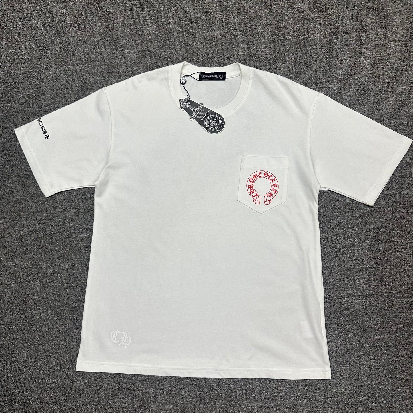 Chrome Hearts Cemetery Cross Red Horseshoe T-Shirt