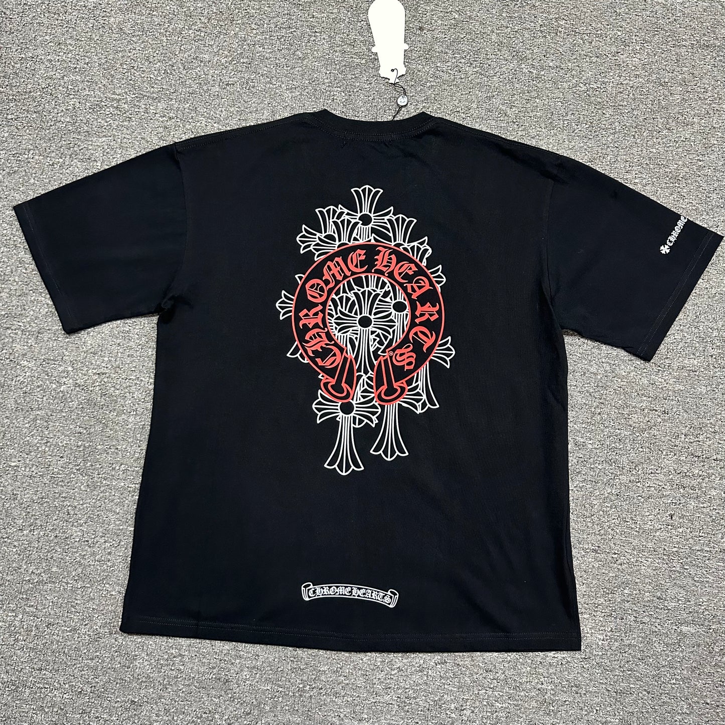 Chrome Hearts Cemetery Cross Red Horseshoe T-Shirt