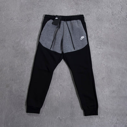 Nike Sportswear Tech Fleece Men's Tapered Reflective Trim Color-Block Joggers