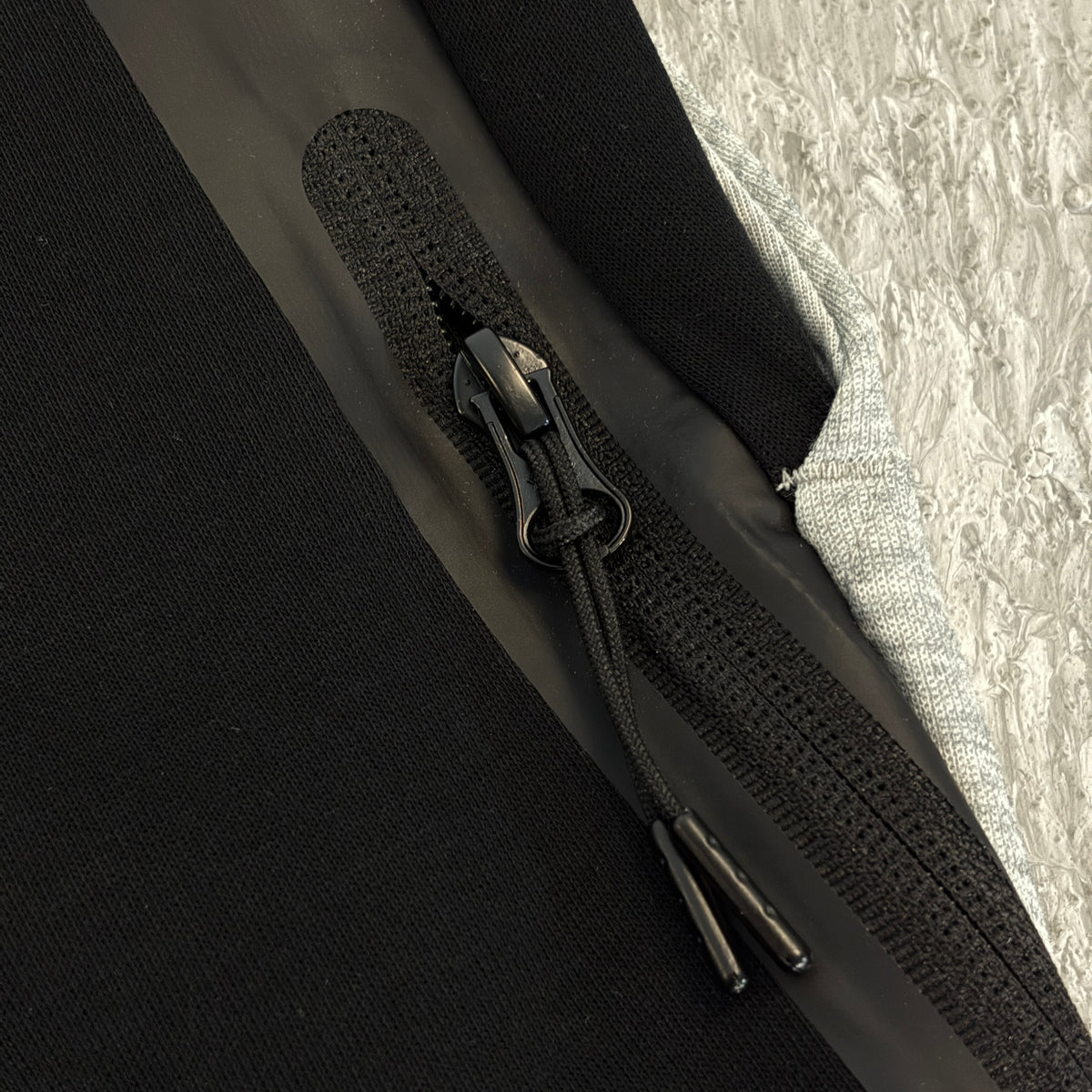 Nike Sportswear Tech Fleece Men's Tapered Reflective Trim Color-Block Joggers