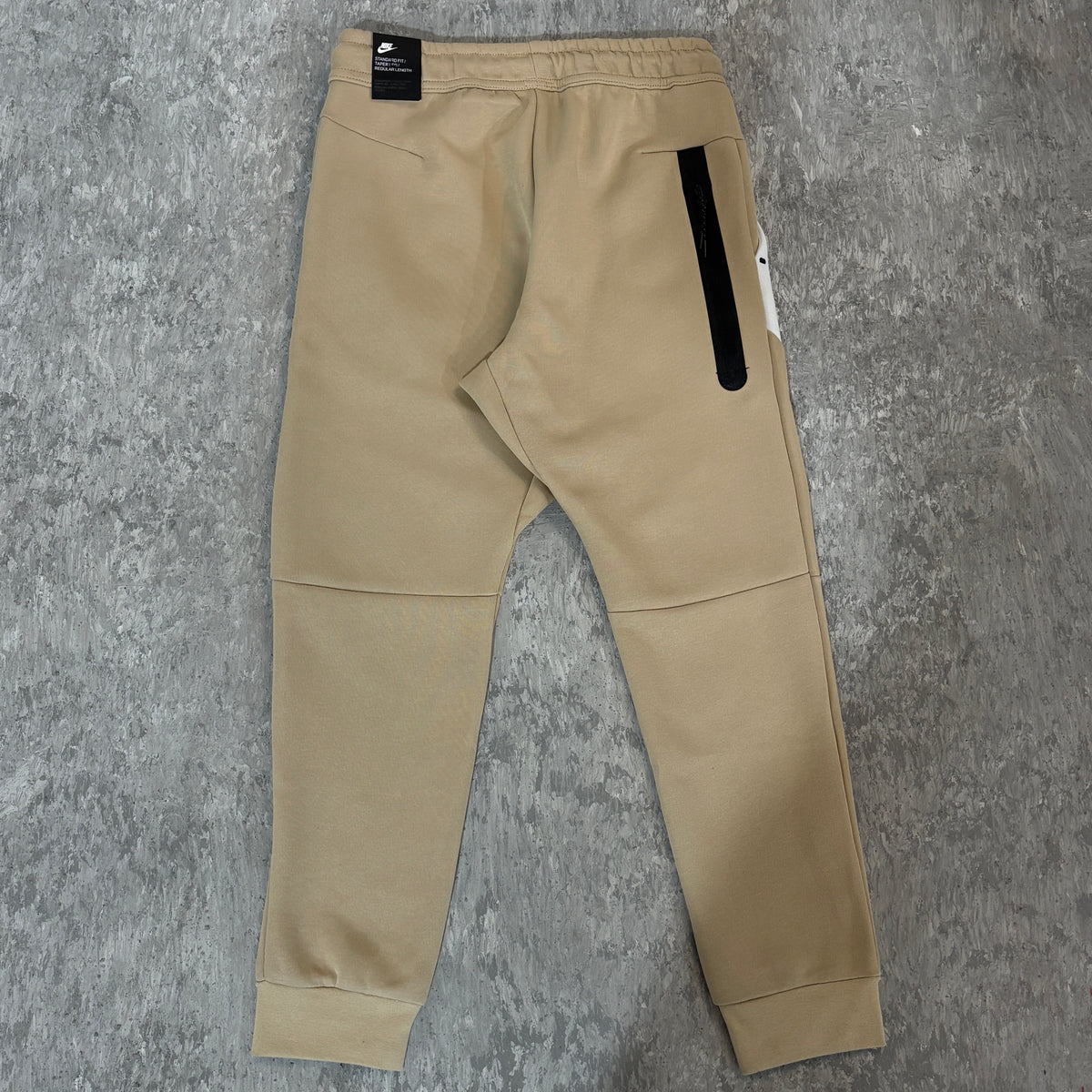 Nike Sportswear Tech Fleece Men's Tapered Color-Block Joggers