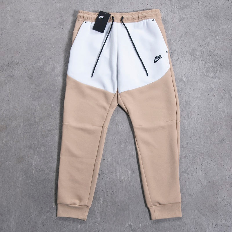 Nike Sportswear Tech Fleece Men's Tapered Color-Block Joggers