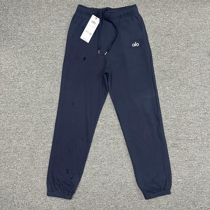 Alo Yoga Accolade Sweatpants Front View Heavyweight Fleece Joggers Wholesale