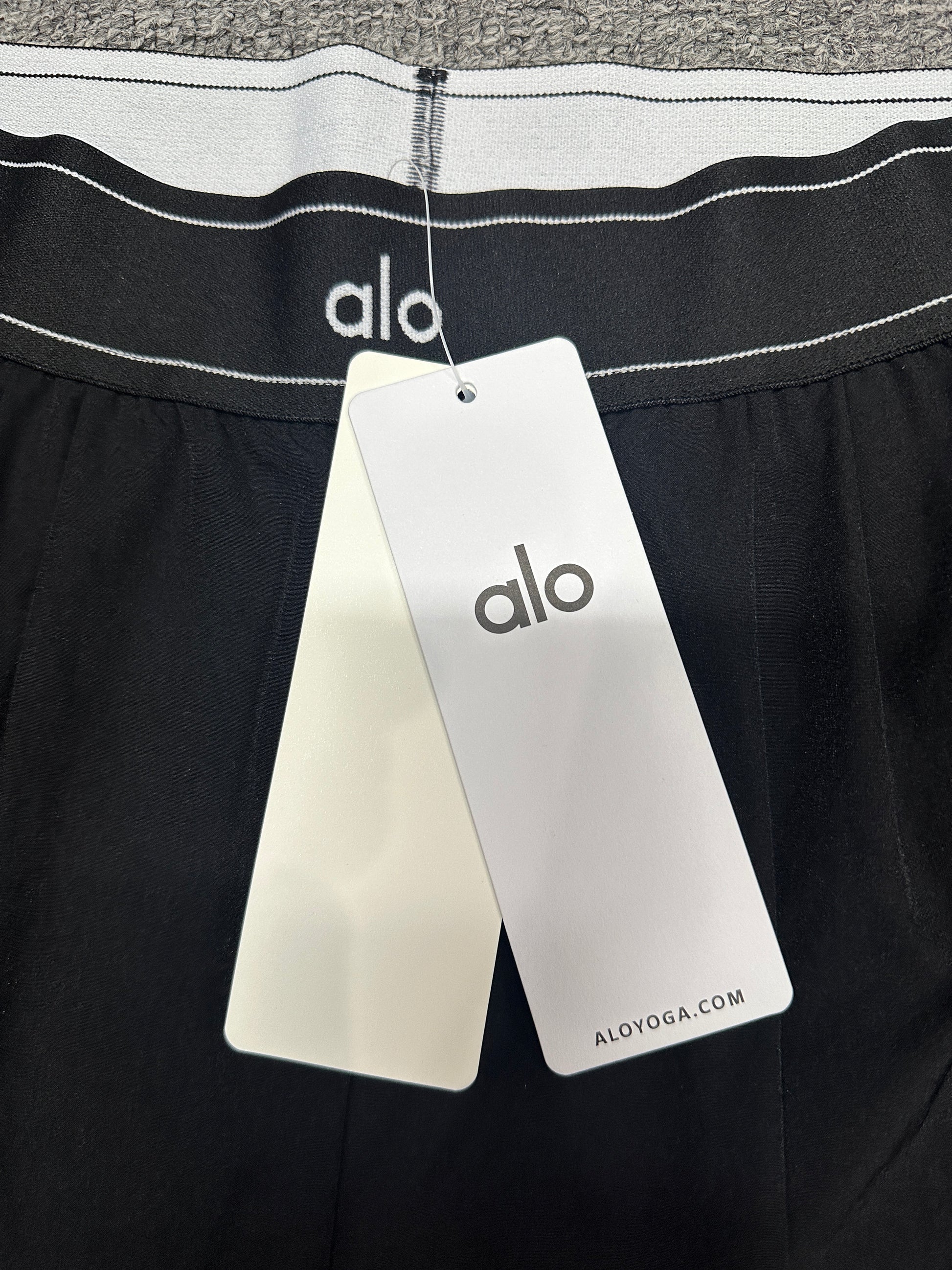 Alo Yoga Authentic Retail Hangtag with Barcode Tag