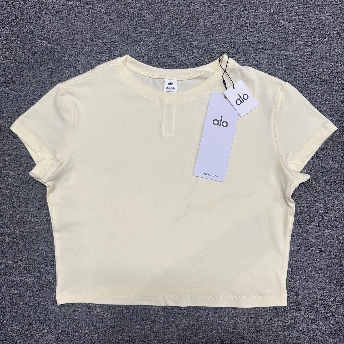 ALO Alosoft Crop Finesse Short Sleeve in Sunshine front view