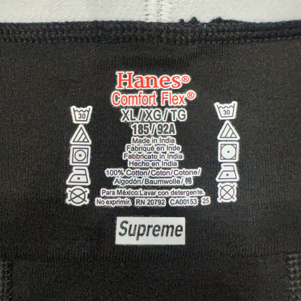 Supreme x Hanes Boxer Briefs (4 Pack)