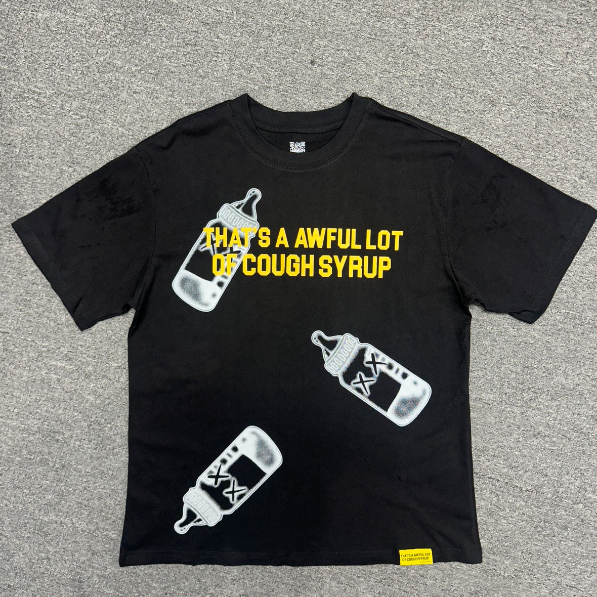 Thats a Awful Lot of Cough Syrup T-Shirt Size Large Black & Yellow Baby Bottle