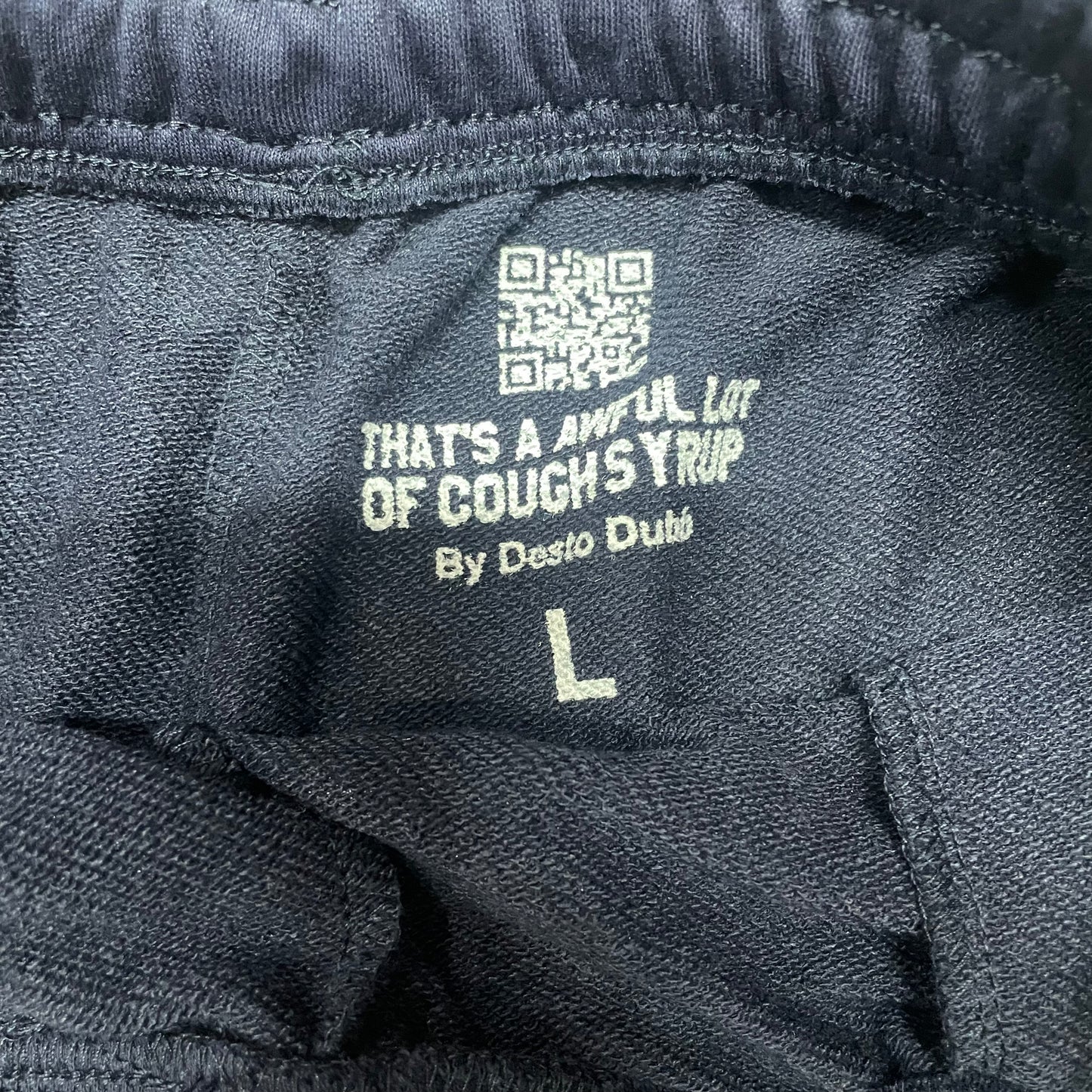 The "Wave" streetwear shorts