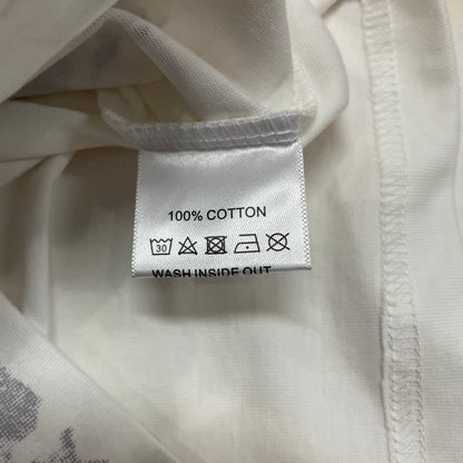 Vale Forever Americas Dream Tee double stitched bottom hem detail
Vale Forever Americas Dream Bling Tee wash care label