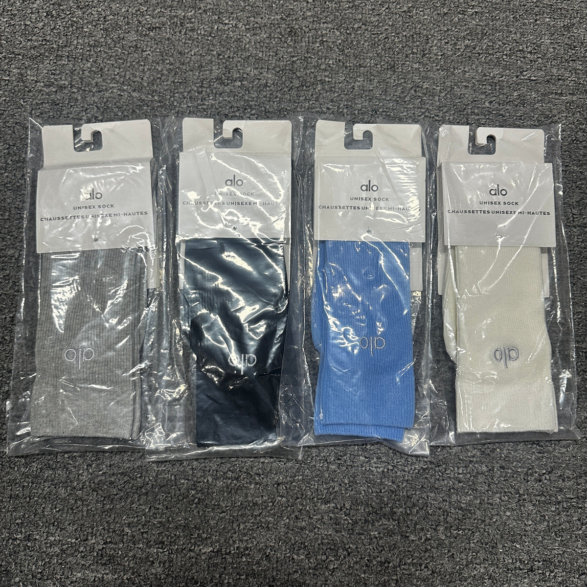 Alo Yoga Unisex Everyday Crew Sock
