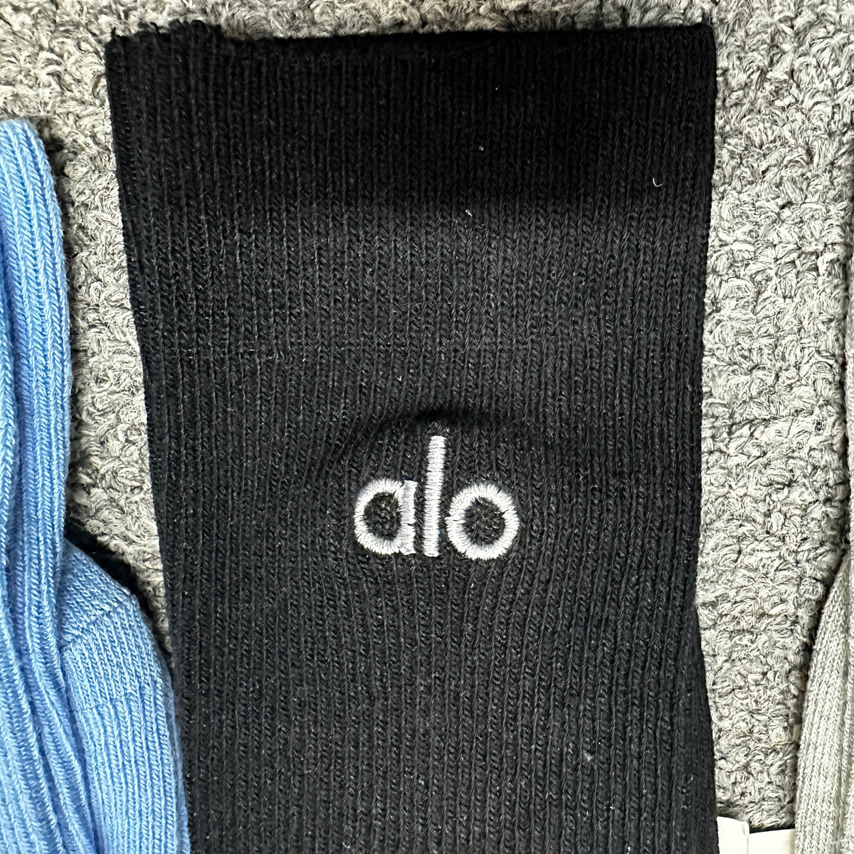 Alo Yoga Unisex Everyday Crew Sock