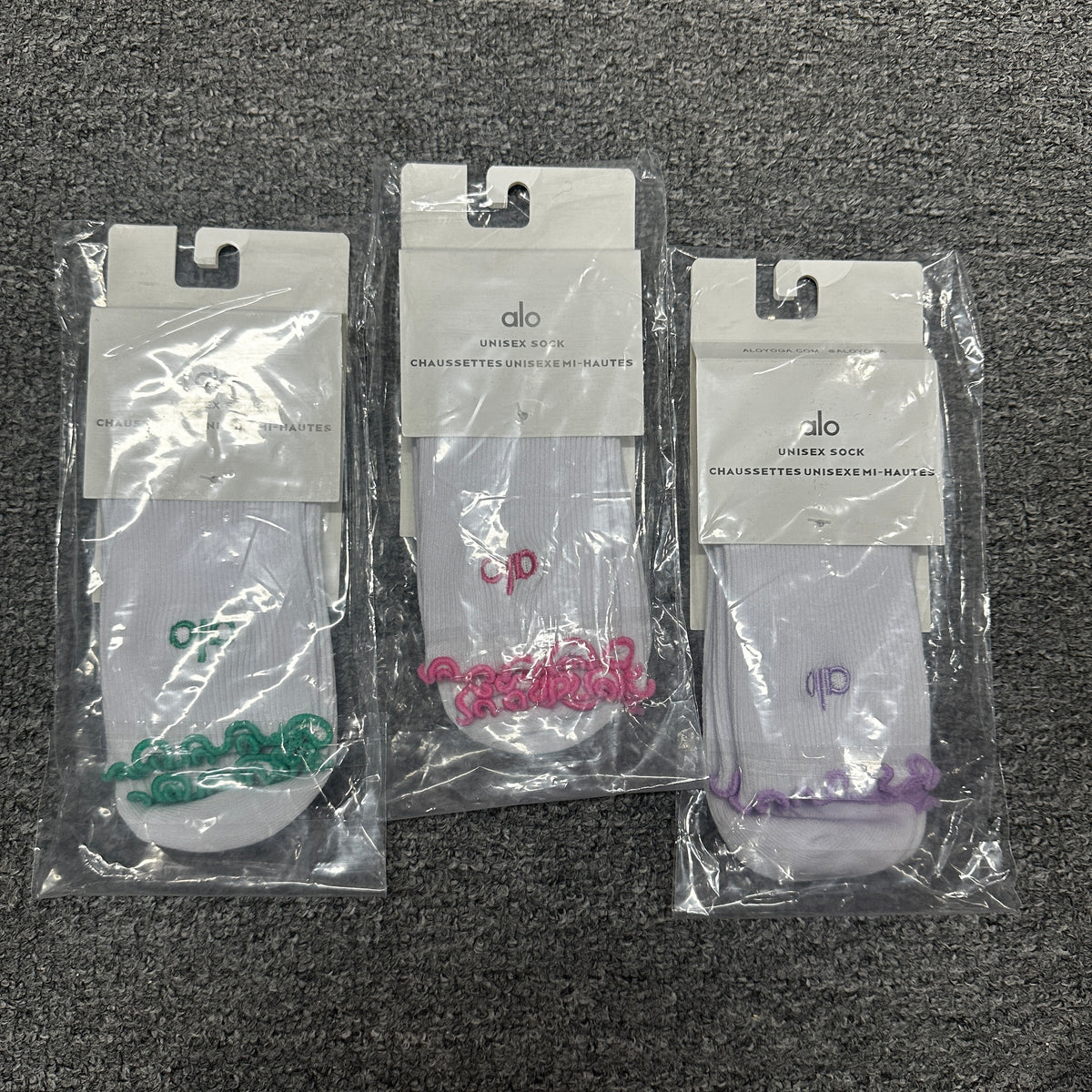 Alo Yoga Women's Lettuce Edge Socks