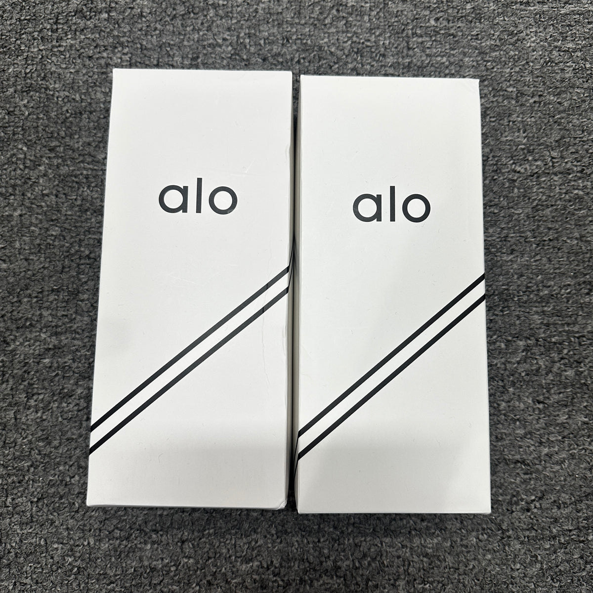 Alo Yoga Unisex Half-Crew Throwback Sock