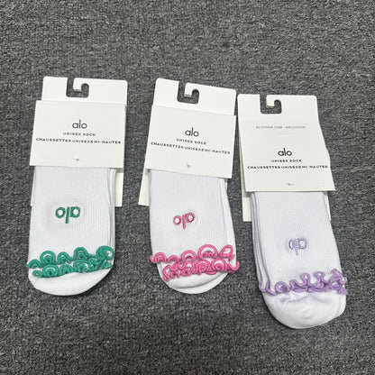 Alo Yoga Women's Lettuce Edge Socks
