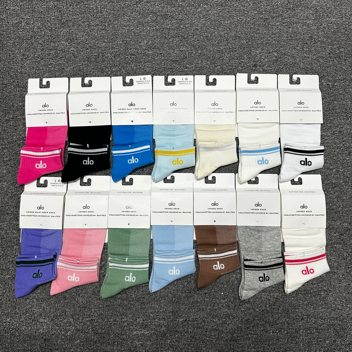 Alo Yoga Unisex Throwback Socks