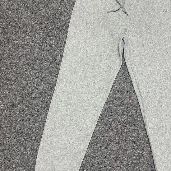 Alo Yoga Accolade Sweatpants Front View Heavyweight Fleece Joggers Wholesale