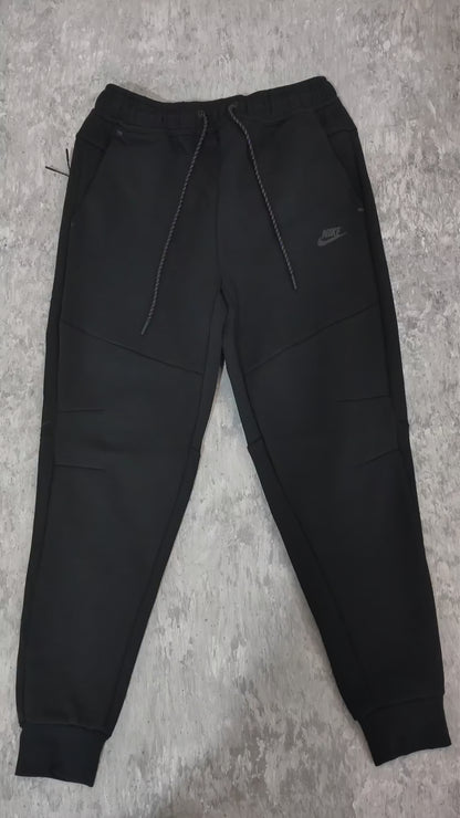 Nike Sportswear Tech Fleece Men's Slim Fit Joggers
