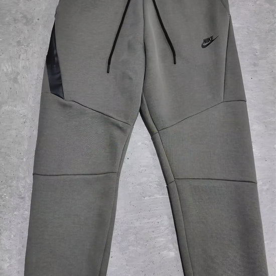 Nike Sportswear Tech Fleece Men's Tapered Joggers