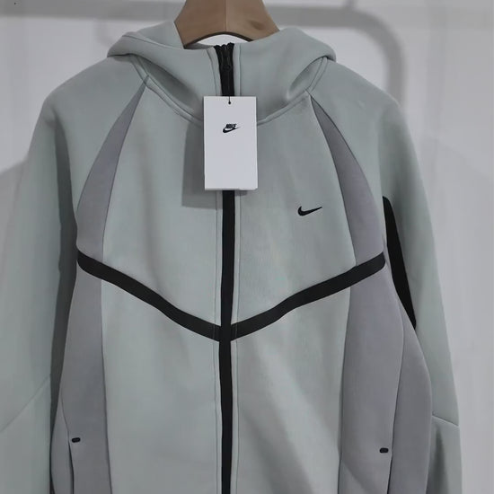 Nike Tech Men's Color-Block Full-Zip Fleece Windrunner Jacket