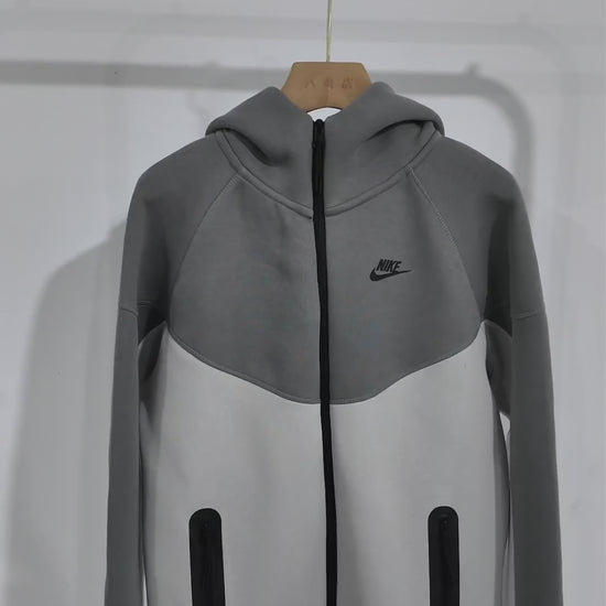 Nike Sportswear Tech Fleece Windrunner Full-Zip Hoodie
