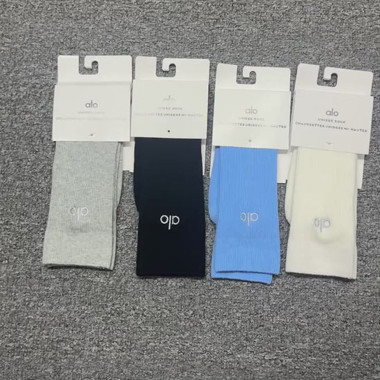 Alo Yoga Unisex Everyday Crew Sock